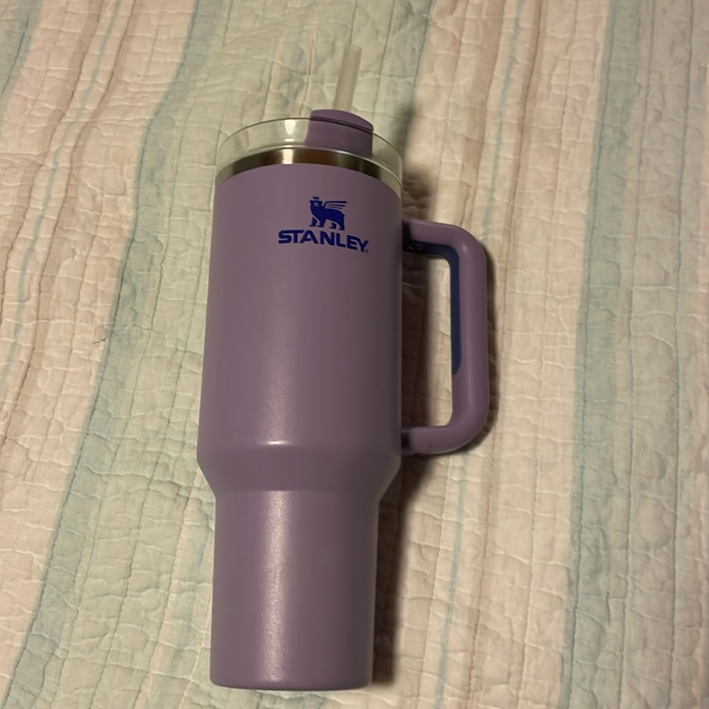 Lavender Stanley. Only used for a few months.